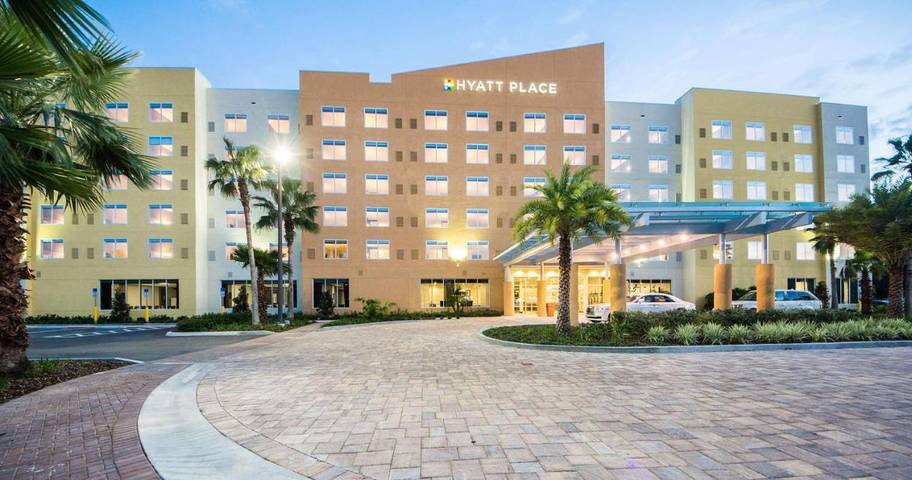 Hotel for 6 personer, med terrasse og badebasseng, dyr tillatt i Disney World