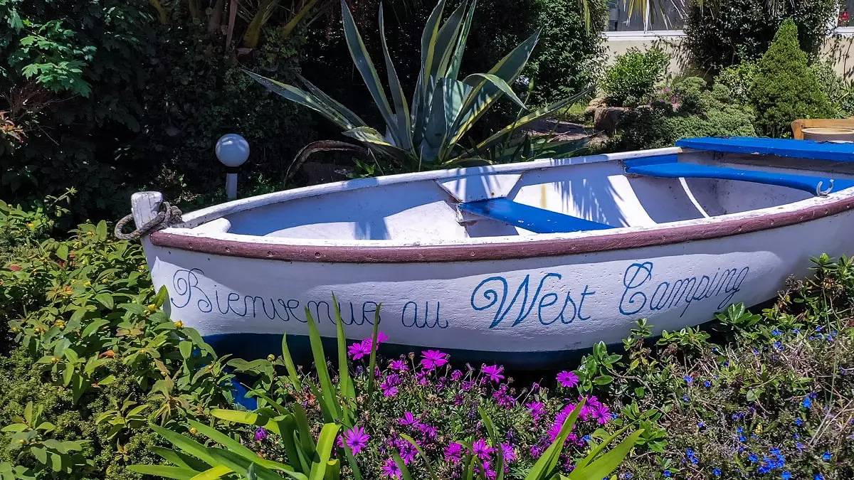 Cababienne 9 m2 mit Tv ohne Toiletten + Küche draußen (Haustiere nicht erlaubt) 2 Personen in La Clarté (Perros-Guirec), Perros-Guirec