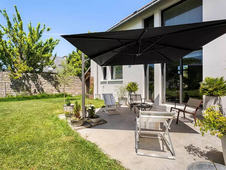 Acogedora Villa a Pasos de la Playa de Saint-Sieu in Lancieux, Región de Dinan