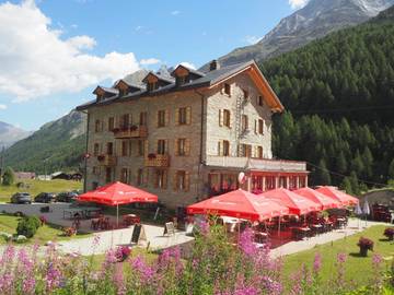 Hôtel pour 5 personnes, avec vue et jardin à Evolène
