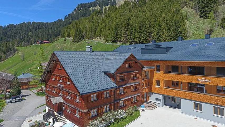 Hütte für 10 Personen, mit Balkon in Schröcken