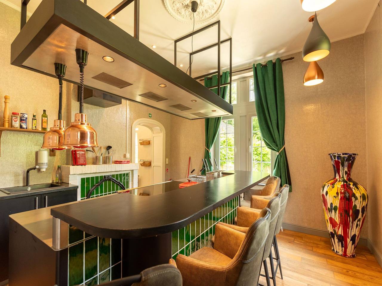 Luxuriöse Villa mit beheiztem Pool in Gesves, Region Namur