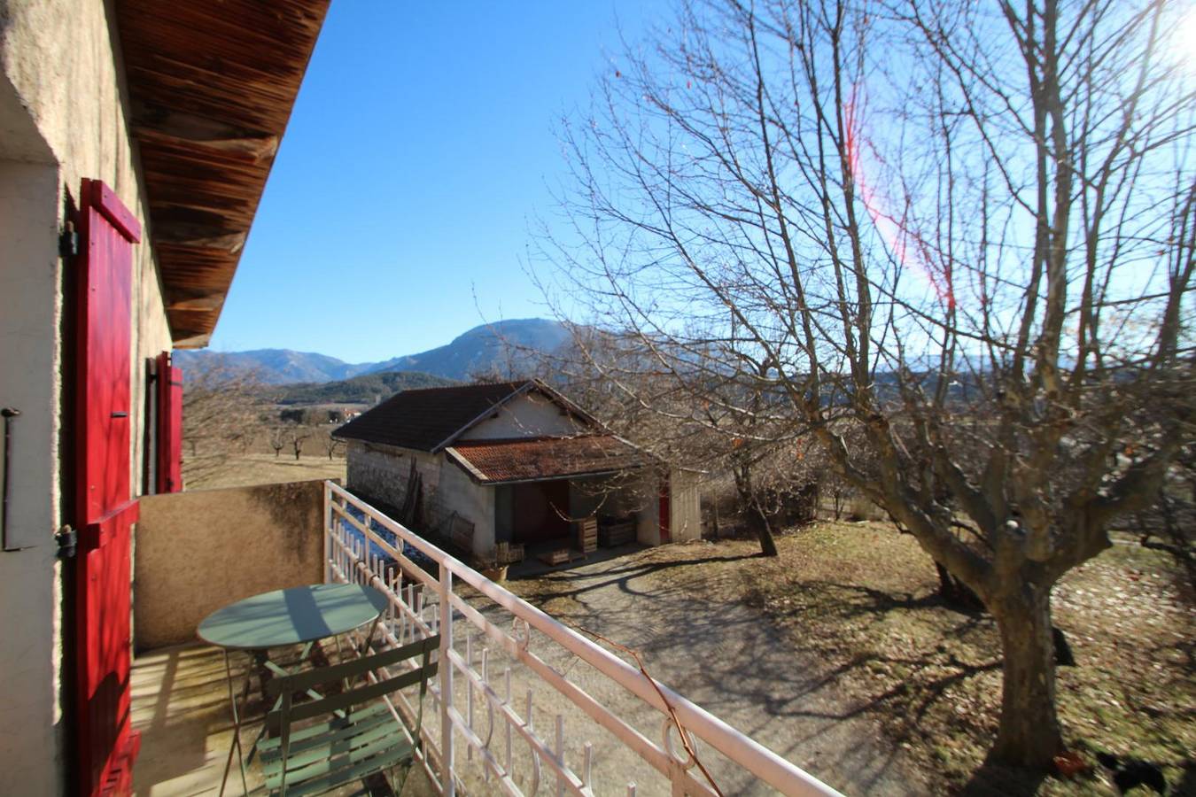Gîte für 5 Personen mit Terrasse in La Bâtie-Montsaléon, Gap und Umgebung