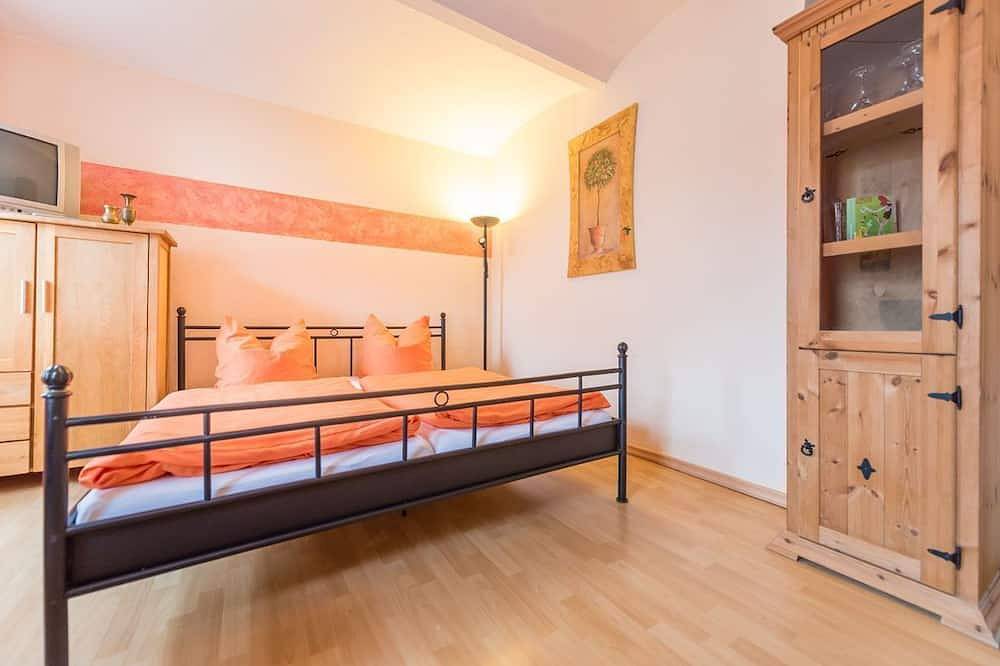 Entire apartment, Holiday Room Ii - Holiday Room Zur Quelle in Stralsund, Stralsund Surroundings
