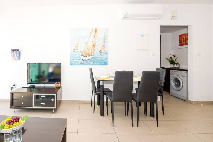 Ferienwohnung für 3 Personen, mit Balkon und Pool in Südzypern - 2