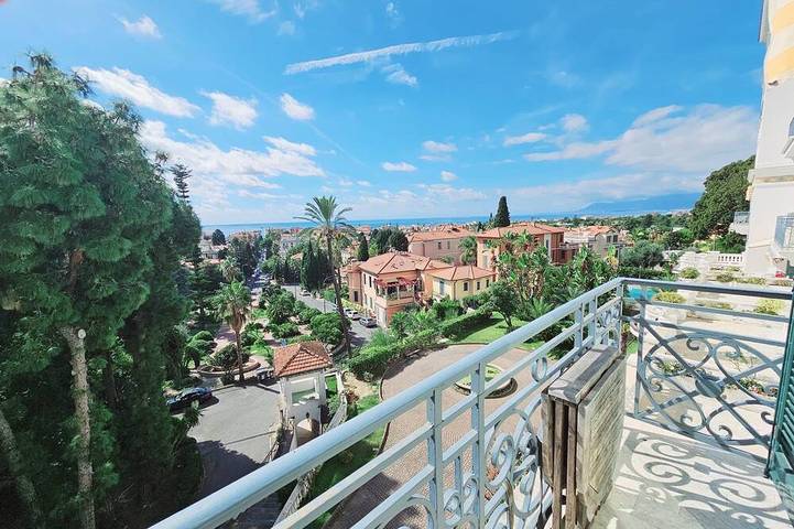 Ferienwohnung für 4 Personen, mit Pool, mit Haustier in Bordighera