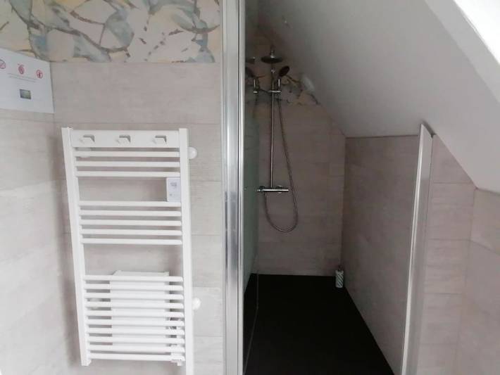 Location de vacances pour 2 personnes, avec jardin et vue dans Le Cabellou - 4