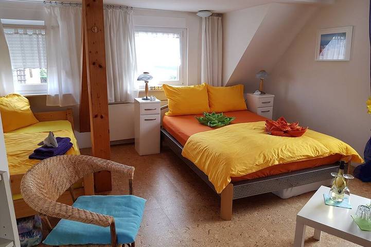 Ferienwohnung für 6 Personen, mit Balkon in Großostheim