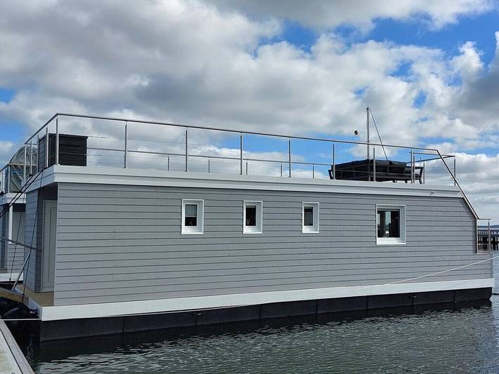 Hausboot für 5 Personen, mit Terrasse an der Ostsee - 2