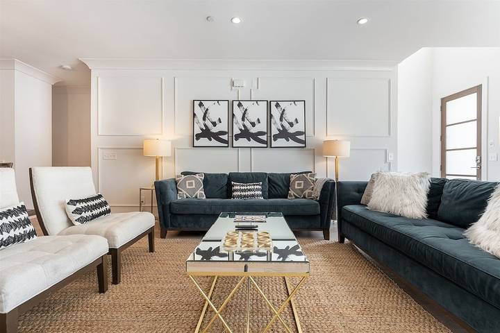 Vacation apartment for 12 people, with balcony in Nashville