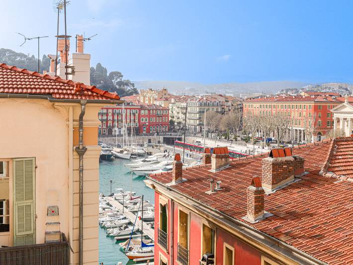 Vacation rental for 4 people, with View in Nice (France)