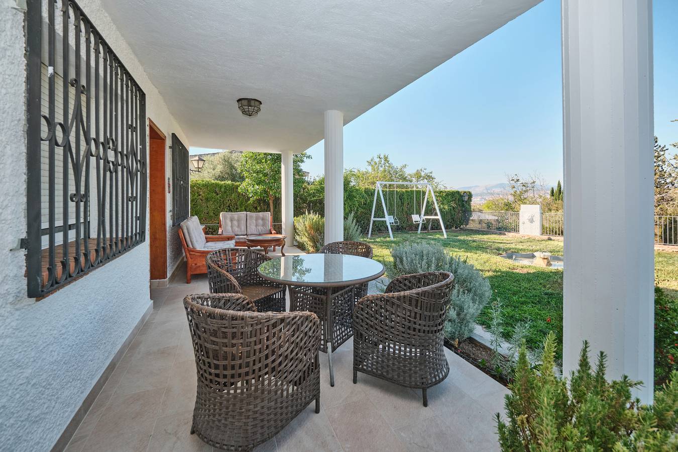 Casa Vacacional 'El Rincón De Los Pinos' con Vista a la Montaña, Wi-Fi y Aire Acondicionado in Gójar, Provincia de Granada