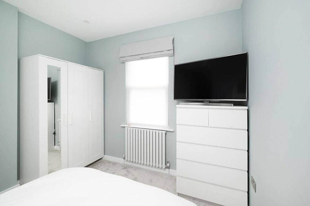 Oak Tree Lodge in London, South East England