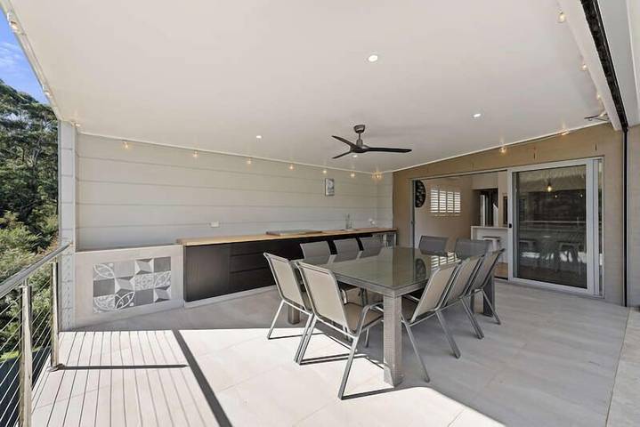 Holiday home for 10 people in Mollymook Beach