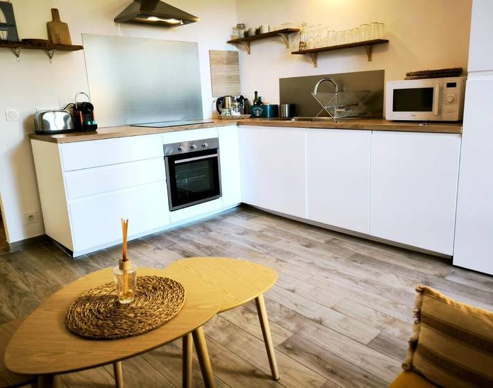 Gîte pour 2 personnes, avec terrasse et vue dans Plage Des Pesquiers Hyeres - 2