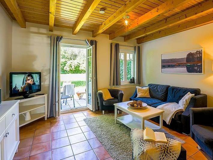 Ferienhaus für 6 Personen, mit Terrasse und Garten, mit Haustier im Ostseebad Nienhagen