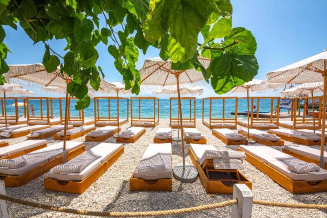 Ganze Wohnung, Ferienwohnung für 3 Personen mit Sauna in Sarandë, Vlorë