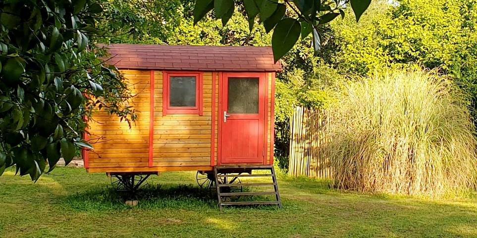 Chambre d’hôte pour 6 personnes, avec jardin ainsi que vue et piscine à Castelnau-sur-Gupie