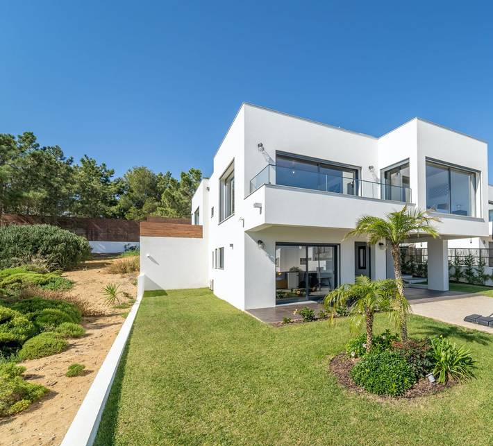 Villa para 6 pessoas, com terraço e sauna em Aljezur