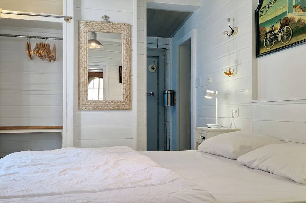 Villa ⭐️⭐️⭐️ Ile De Re La Flotte -7 pers-Piscine chauffée quartier calme in La Flotte, Île de Ré