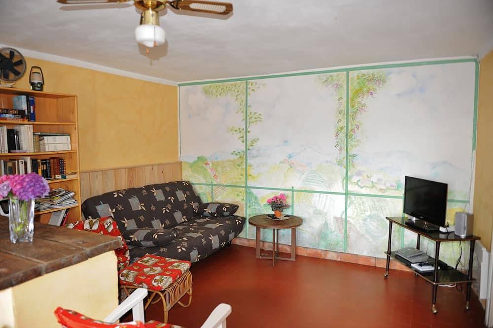 Petite maison indépendante au coeur du morvan in Ouroux-en-Morvan, Parc naturel régional du Morvan