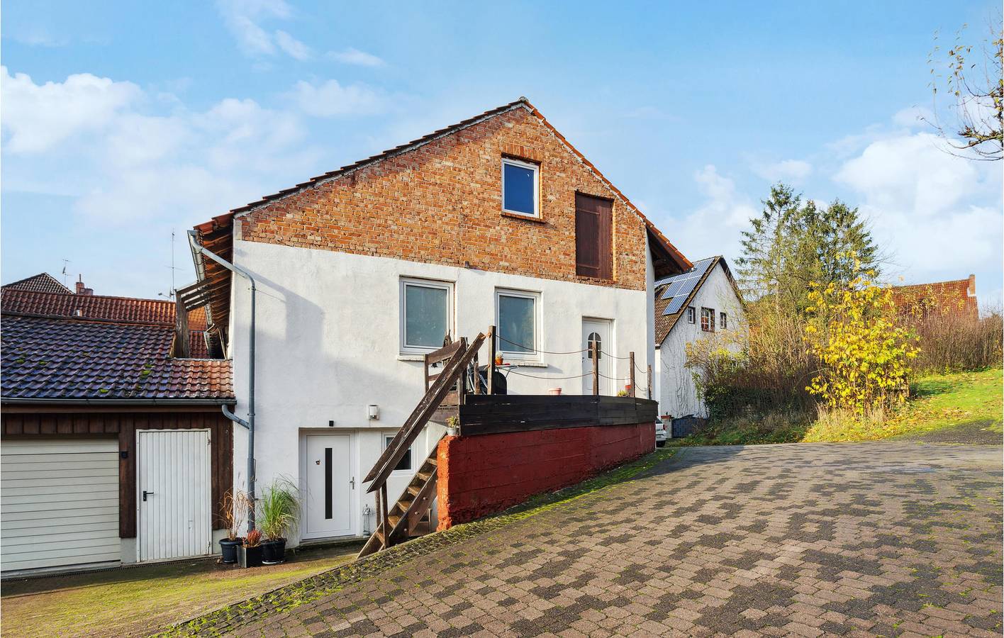 Ganze Ferienwohnung, Gemütliche Wohnung mit Parkplatz, Küche, TV & WiFi in der Nähe des Nieheimer Stadtzentrums in Nieheim, Kreis Höxter