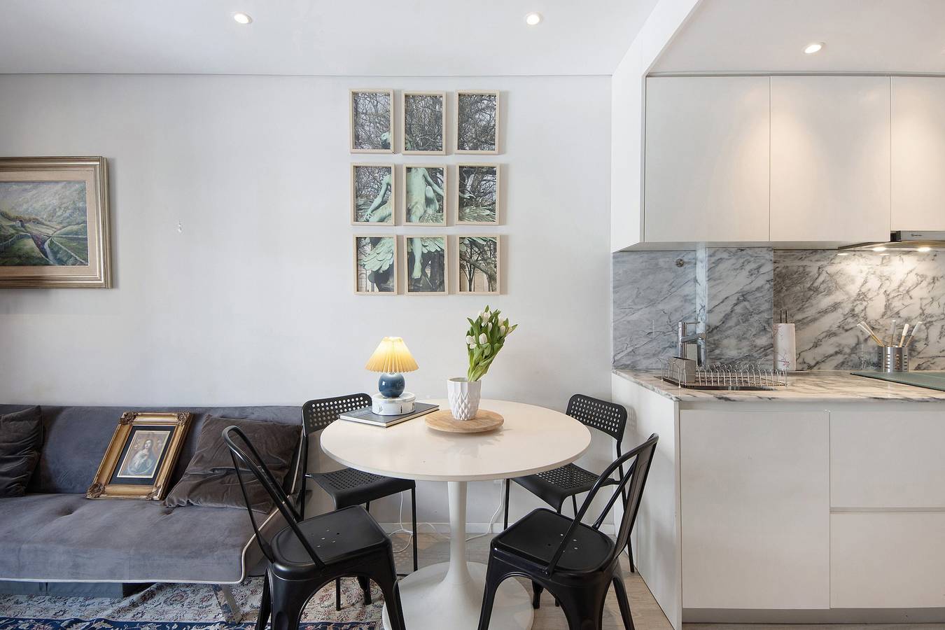 Apartamento inteiro, Apartamento 'The Plaza Boavista' com varanda, Wi-Fi e ar condicionado in Cedofeita, Porto