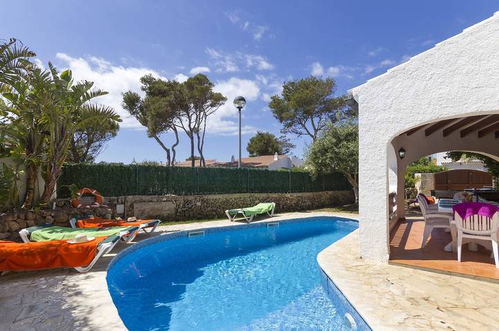 Villa pour 8 personnes, avec jardin et terrasse à Cala Blanca - 4