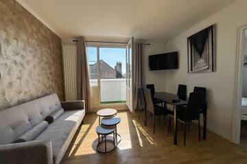 Gîte pour 6 personnes, avec balcon dans Office De Tourisme De Caen