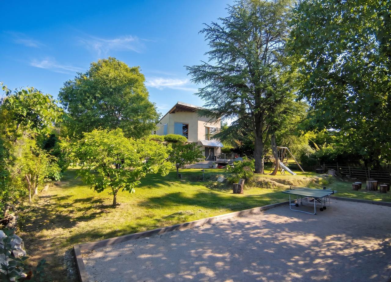 Maison familiale avec grand jardin à Mane in Mane, Parc naturel régional du Luberon