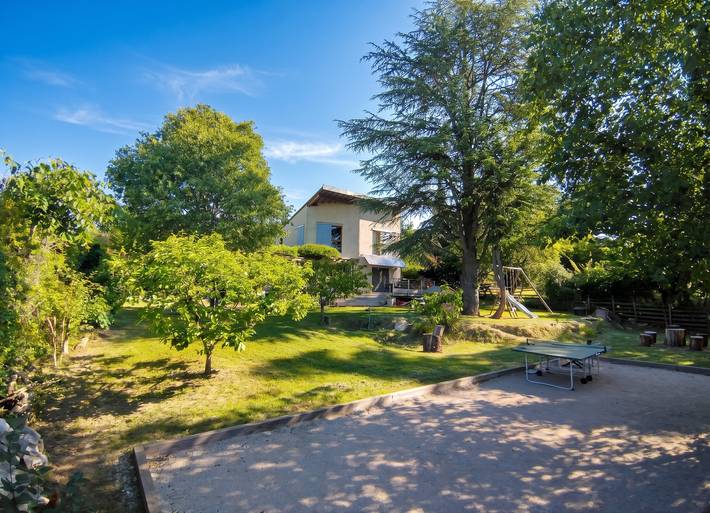 Vacation rental for 6 people, with Terrace and Yard in Mane
