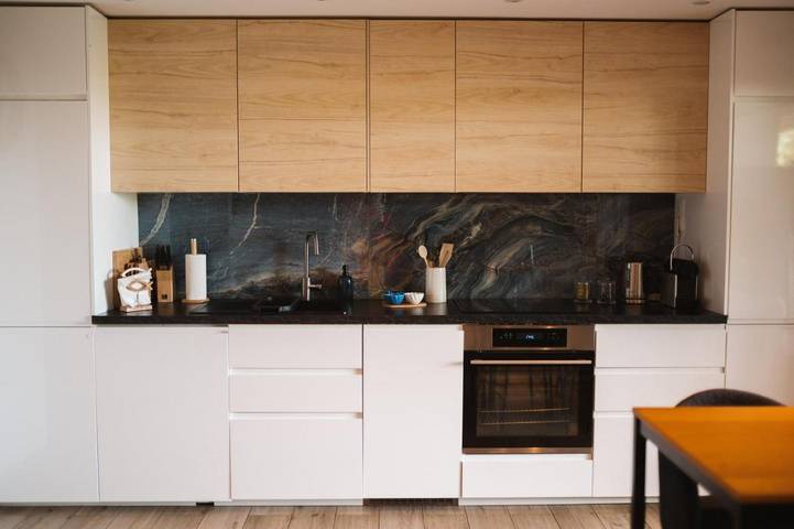 Gîte pour 4 personnes, avec terrasse et vue dans Plage de la Pierre au Tambour - 2