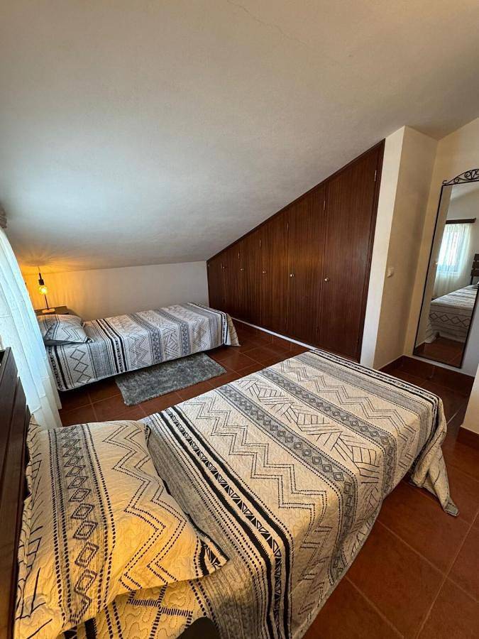 Two-Bedroom House in São Martinho do Porto, Leiria distrito