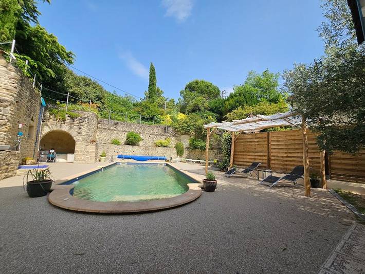 Location de vacances pour 7 personnes, avec jardin et piscine à Peyrins - 3