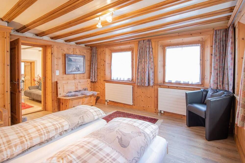Ganze Wohnung, Chesa Treig in Samedan, Sankt Moritz
