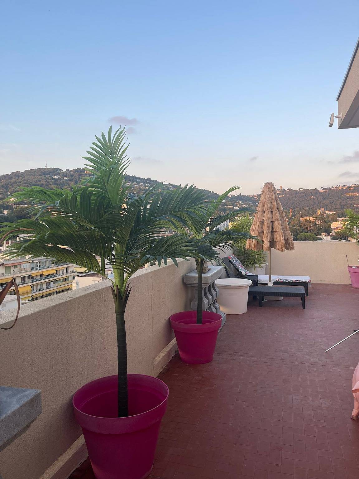 Apartamento entero, Apartamento 'Cannois Avec Rooftop' con vistas al mar, terraza privada y Wi-Fi in Cannes, Region de Cannes