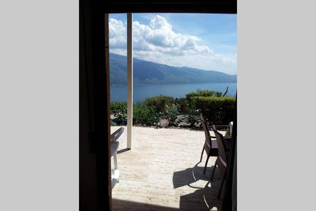 Bungalow Sonnensee mit phantastischem Fernblick in Tignale, Gardasee-Berge