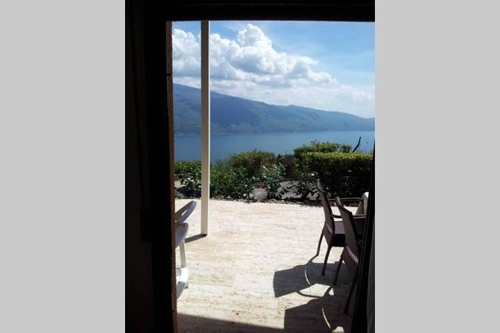 Ferienhaus für 5 Personen, mit Garten und Seeblick sowie Pool und Ausblick in Tignale - 2