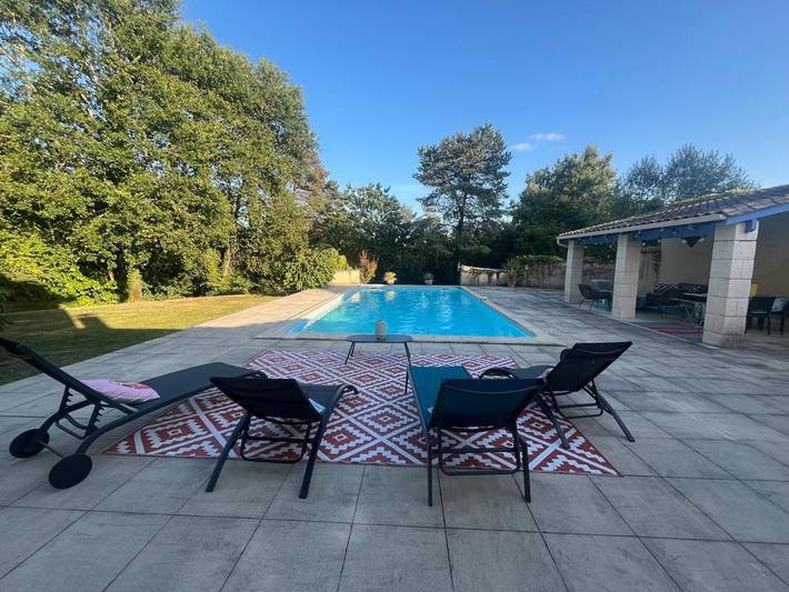 Location de vacances pour 4 personnes, avec piscine ainsi que vue et jardin, animaux acceptés à Chancelade - 4