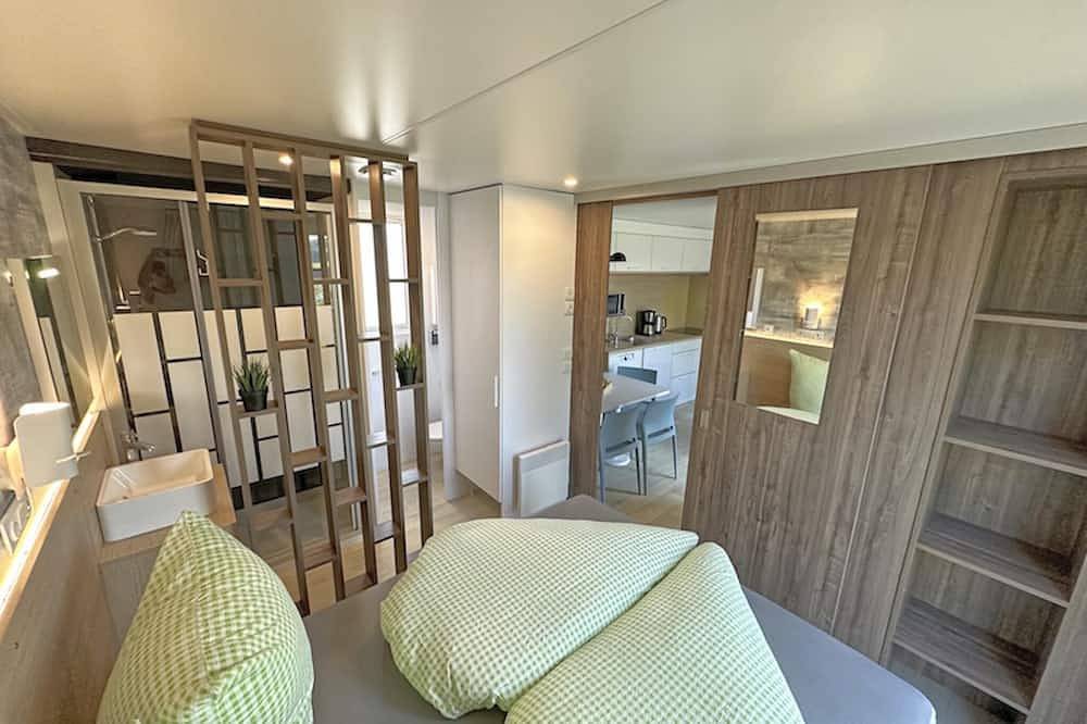 Feriendorf Seeblick - Tiny-Chalet direkt am See in Neunburg vorm Wald, Naturpark Oberpfälzer Wald