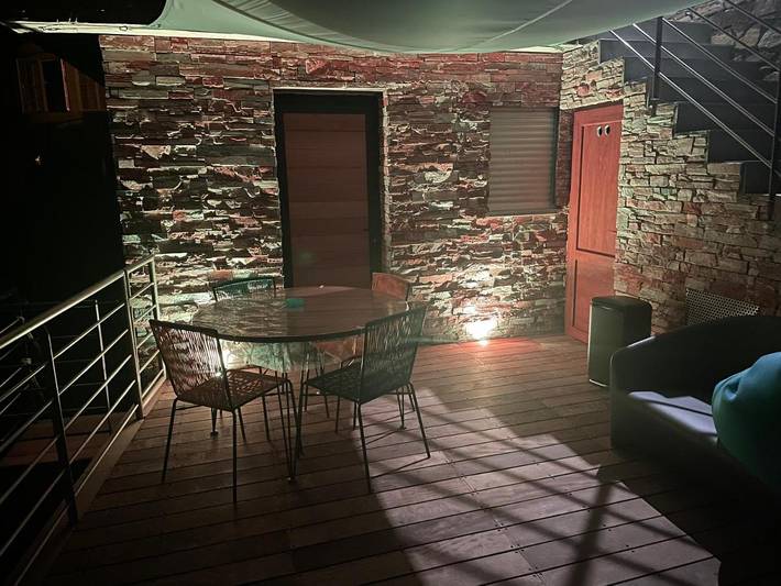 Gîte pour 3 personnes, avec vue et jardin dans Miomo - 4