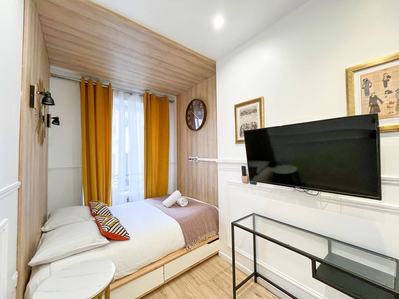 Entire apartment, Urban Flat 80 - Duplex Paris Fashion Week - Home Cinema in Paris, Ile de France