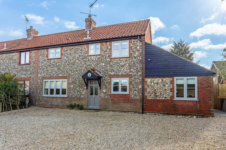 Feriehus for 6 personer, med terrasse og hage, dyr tillatt - 1