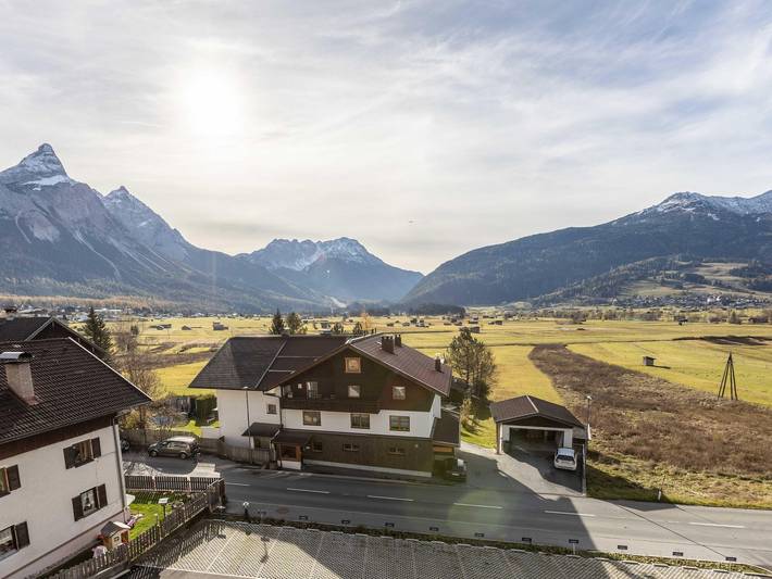 Ferienwohnung für 8 Personen, mit Garten und Pool sowie Terrasse in Ehrwald - 3