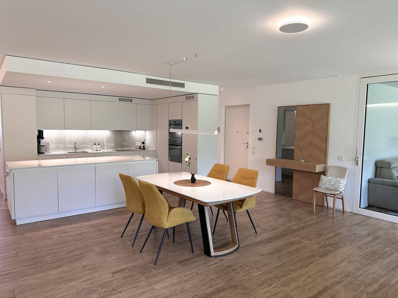 Ganze Wohnung, Idyllische Ferienwohnung am Golfplatz Losone: Komfort und Natur vereint! in Losone, Tessiner Alpen