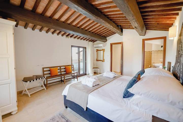 Villa Destino, Luxury Italian Villa in Umbria in Montone (Italia), Valtiberina