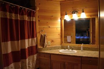 Log Cabin for 12 People in North Carolina, USA, Photo 1