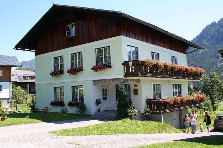Ferienwohnung für 4 Personen, mit Balkon und Garten - 1