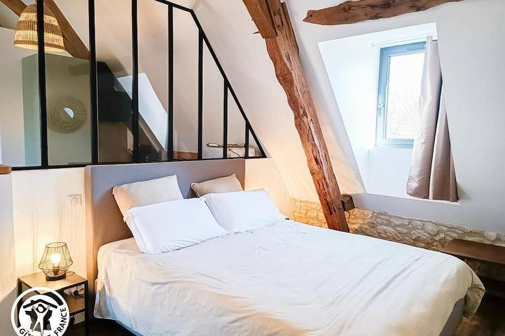 Location de vacances pour 2 personnes, avec sauna ainsi que piscine et jardin à Saint-Sozy - 3