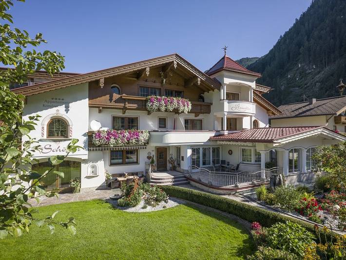 Ferienhaus für 4 Personen, mit Garten und Terrasse in Mayrhofen